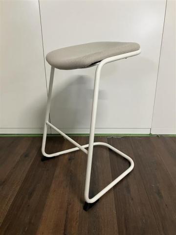【中古】スインギー  イトーキ（ITOKI） チェアその他