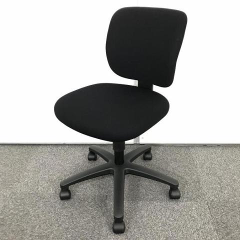 【中古】イーザチェア  コクヨ（KOKUYO） 肘無ローバックチェア