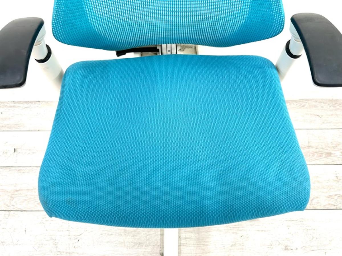 中古】エフメッシュ KF-370JBH-W9A3 イトーキ/ITOKI 肘付ハイバック