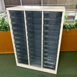 オカムラ製のクリスタルトレー【レクトライン】 ＊中古オフィス家具・中古オフィスチェアをお探しの方は、オフィスバスターズ福岡博多店までお気軽にお問い合わせください！#良品　#格安 #書類整理