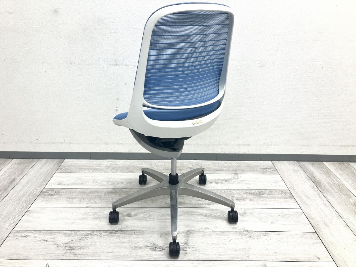 okamura オカムラ Luce デスクチェア 81L1GR 11万円 中古】ルーチェ 81L1GR FGR4 オカムラ/okamura 肘無ローバックチェア