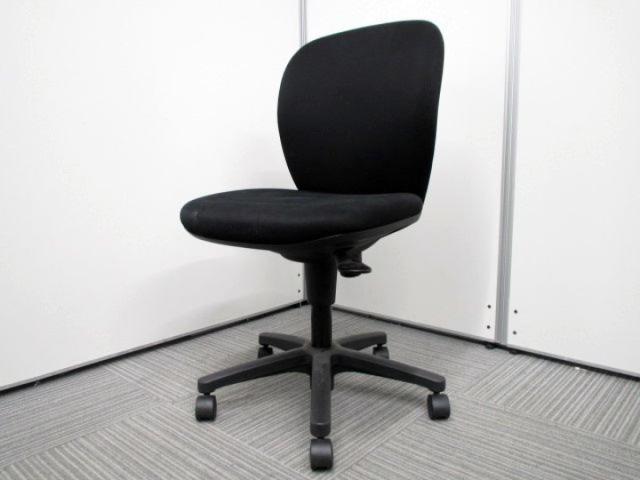 【中古】リエットチェア KFS-740GB-T1T1 イトーキ（ITOKI） 肘無ローバックチェア