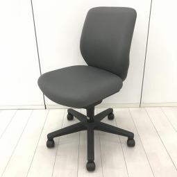 【体にフィットするダブルクッション構造!快適さと集中力をキープ!】■コクヨ(KOKUYO)製 セディスタ(SEDISTA)チェア 肘無ローバック クッションタイプ ■アッシュグレー×ダークグレーシェル