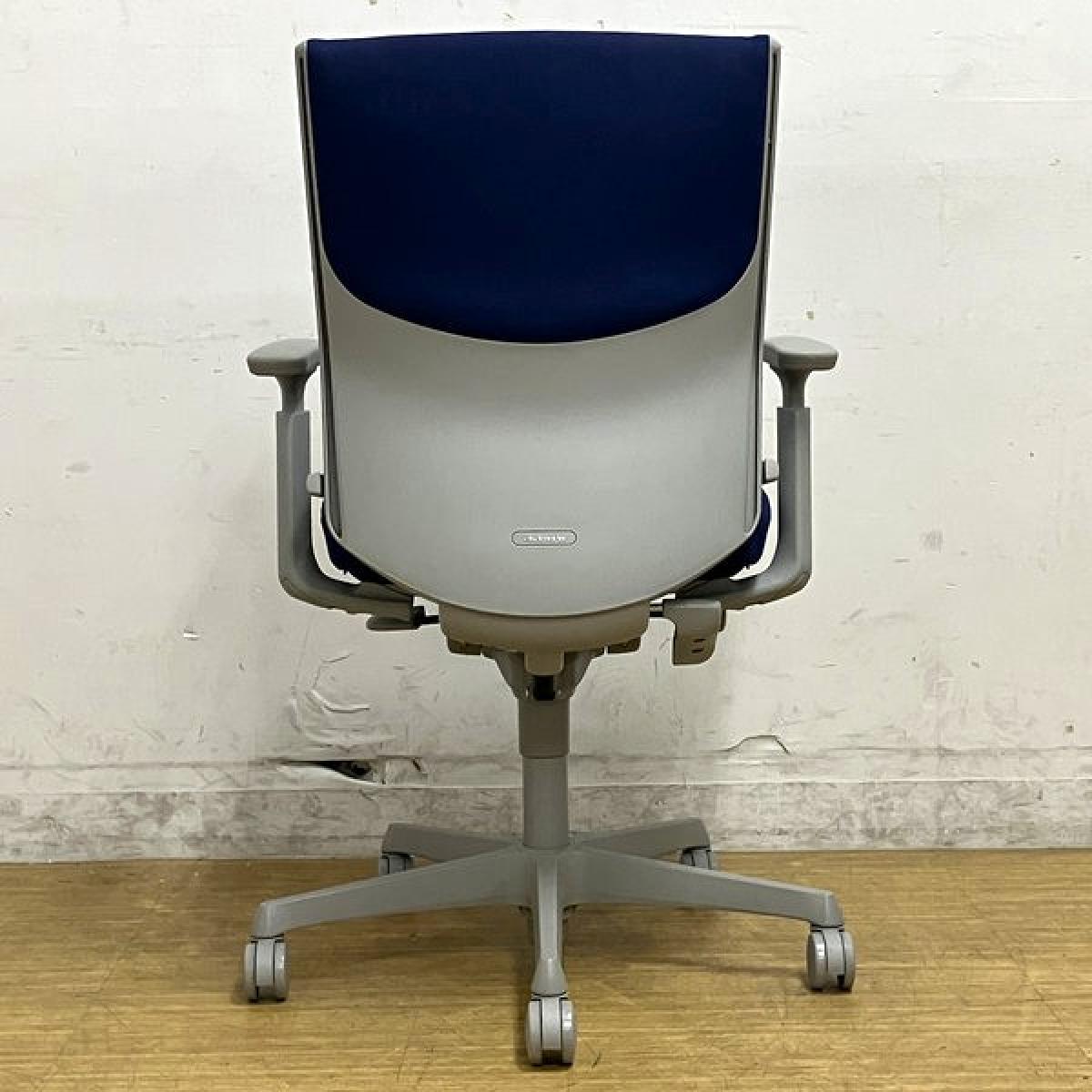 中古】エスクード C435GR FFW4 オカムラ/okamura 肘付ハイバックチェア