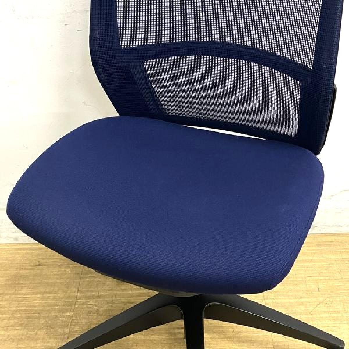 中古】フィノラ C733MR F1G4 オカムラ/okamura 肘無ミドルバックチェア