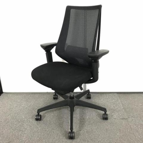 【中古】デュオラ メッシュ  コクヨ（KOKUYO） 肘付ハイバックチェア