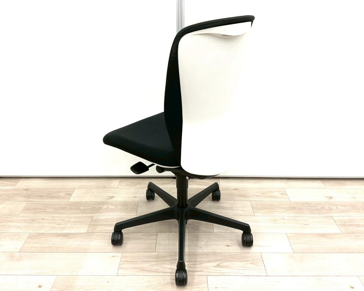 中古】スラート オカムラ/okamura 肘無ハイバックチェア 598916 - 中古
