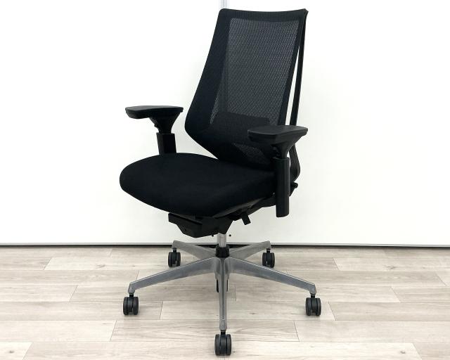 【中古】デュオラ メッシュ  コクヨ（KOKUYO） 肘付ハイバックチェア