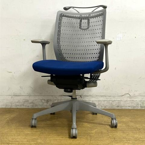 【中古】ヴィスコンテチェア CW24BA　FEA4 オカムラ（okamura） 肘付ローバックチェア
