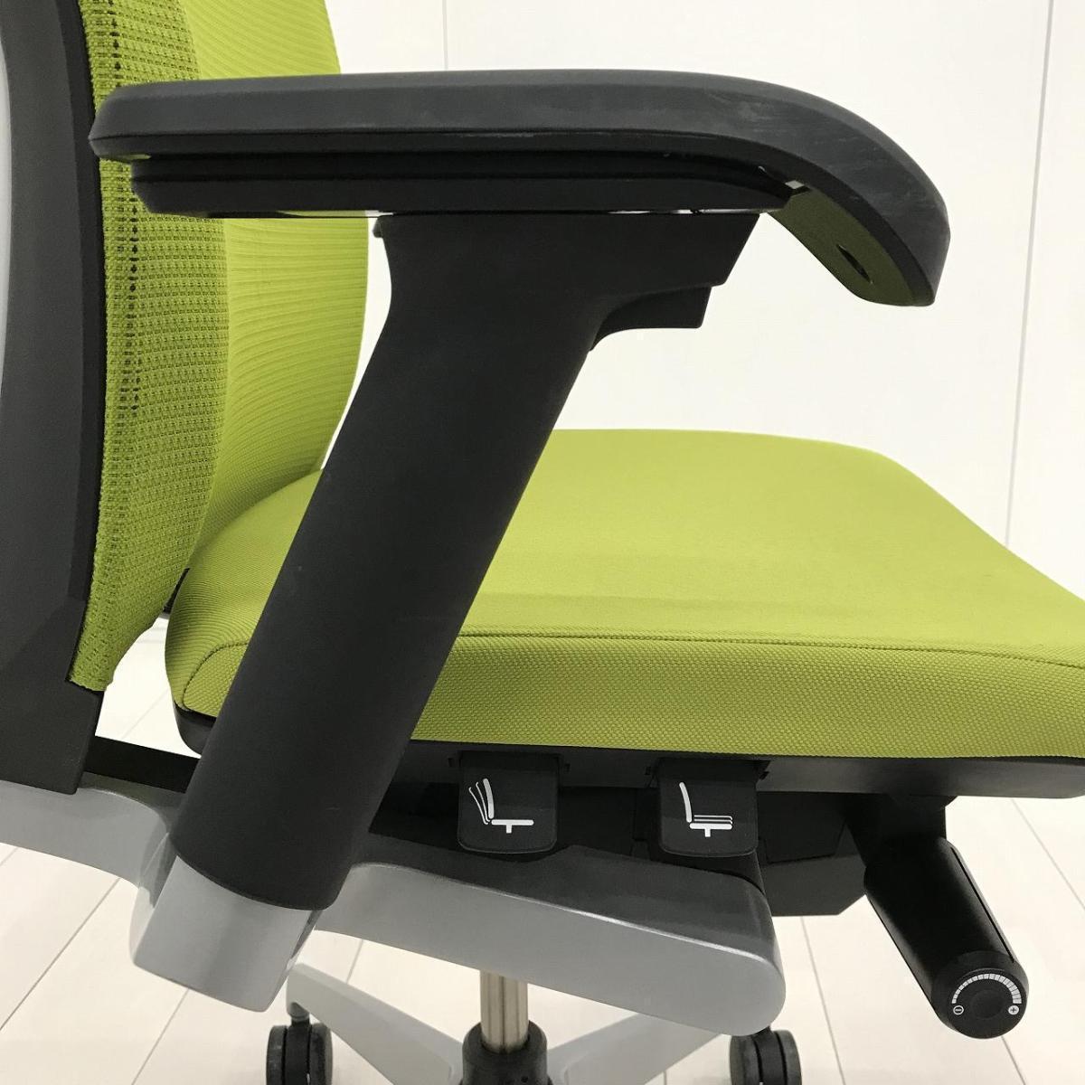 中古】ヴェントチェア KE-867JB1-Z5Q6 イトーキ/ITOKI 肘付ハイバック