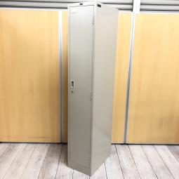 【スタンダードなデザインで使いやすい！　収納しやすいワイドタイプ！】■ウチダ(UCHIDA)　システム (System Locker)　1人用ロッカー　更衣ロッカー　■グレー　■シリンダー錠