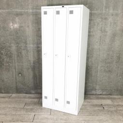 【レアなスリムタイプが入荷！　コート類も入る縦長ロッカー！　移転や増員を検討されている方にオススメ！】■内田洋行（UCHIDA）　システムロッカーNS型　3人用更衣用ロッカー　■ホワイト　■シリンダー錠