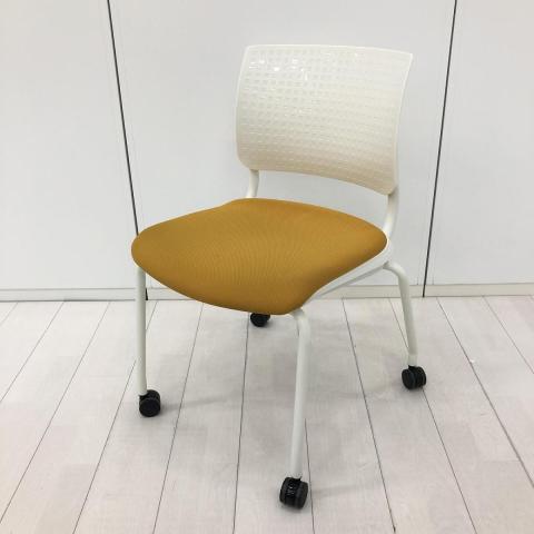 【中古】コンフィー H142ZA オカムラ（okamura） スタッキングチェア