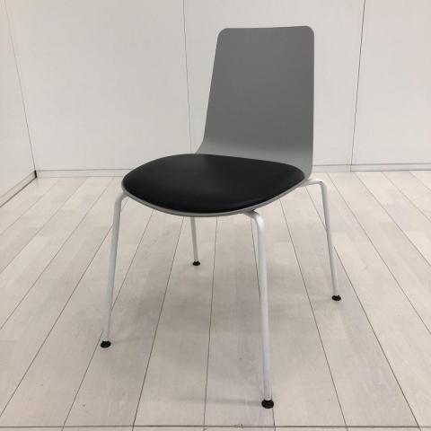【中古】ミケット  コクヨ（KOKUYO） スタッキングチェア