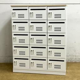 内田洋行　HSシリーズ　15人用ロッカー　ホワイト　ダイヤル錠　貴重品小物入れ　【愛知・名古屋・豊田・静岡・浜松】