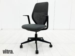中古】 vitra/ヴィトラ 肘付ハイバックチェア 599196 - 中古オフィス