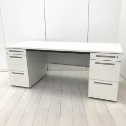 ☆W1800mm！【大きめサイズでマネージャー用デスクとしてもオススメ！】■イトーキ製　両袖デスク　W1800×D700×H720mm　ホワイト　■収納スペースも充実で使いやすい！【大型デスク】【ITOKI　CZR】