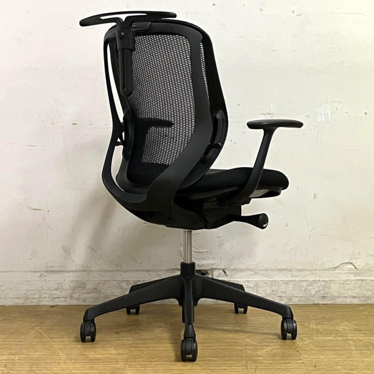 at　オカムラ　シルフィーチェア　ローバック　固定肘　前傾機能　メッシュ　中古品 中古】シルフィーメッシュ C641XR FMP1 オカムラ/okamura 肘付ロー