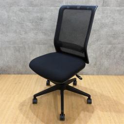コクヨ製のオフィスチェア(事務椅子)【エントリーチェア・ランバーサポート付き】が入荷いたしました！ 　＊良品を格安で！「オフィスバスターズ福岡南店」は、福岡を拠点として、全国へ中古オフィス用品・オフィス家具を提供しております。