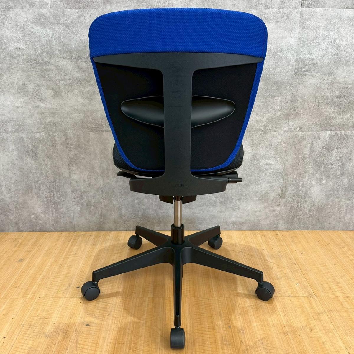 中古】 KE-240GH-T1T1N7 イトーキ/ITOKI 肘無ローバックチェア 599293 