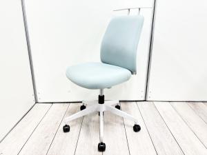 カジュアルな空間になじむトレンドのオフィスチェアが入荷！機能面はベーシックな仕様で使い勝手抜群！
おすすめの人気商品！
■コクヨ/エルア（Elua）/ホワイトターコイズ
