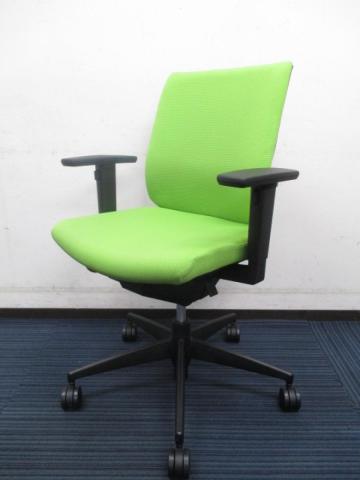 【中古】ウィザード2  コクヨ（KOKUYO） 肘付ローバックチェア