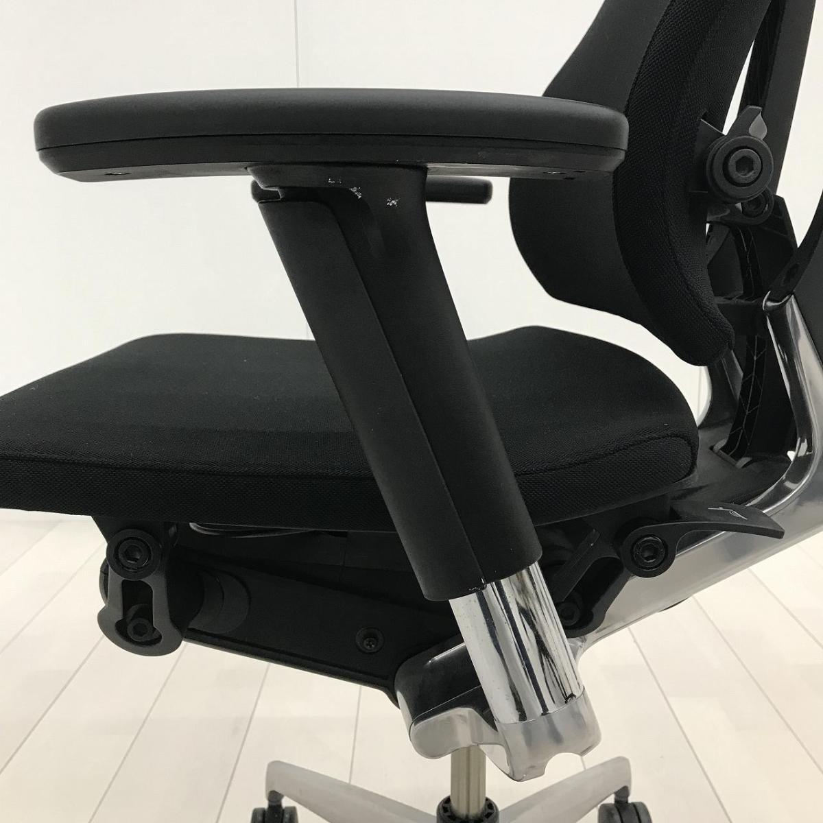 中古】スピーナチェア イトーキ/ITOKI 肘付ハイバックチェア 599452