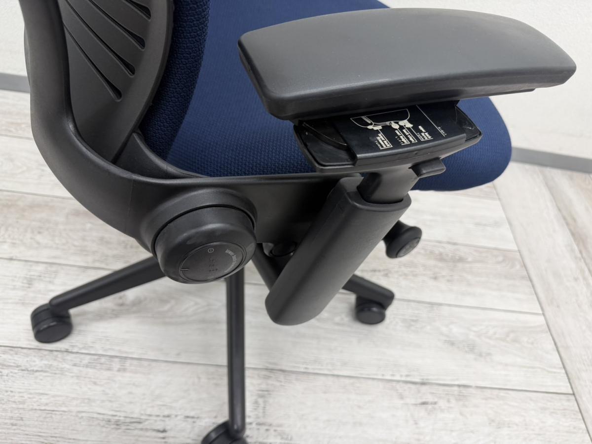 中古】リープV2 Steelcase/スチールケース 肘付ハイバックチェア