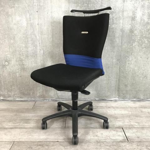 【中古】フィーゴチェア  オカムラ（okamura） 肘無ミドルバックチェア