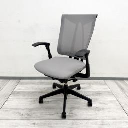 【在庫入替セール品！（本在庫限定価格）】【身体の動きに合わせて自然にフィット！快適性を追求した高機能チェア！】

■イトーキ製　セレーオチェア　ハイバック　肘付き　グレー
■長時間のデスクワークやテレワークにもおすすめ！
■背中から腰までしっかり支える快適なサポート性能！【ITOKI Celeeo】