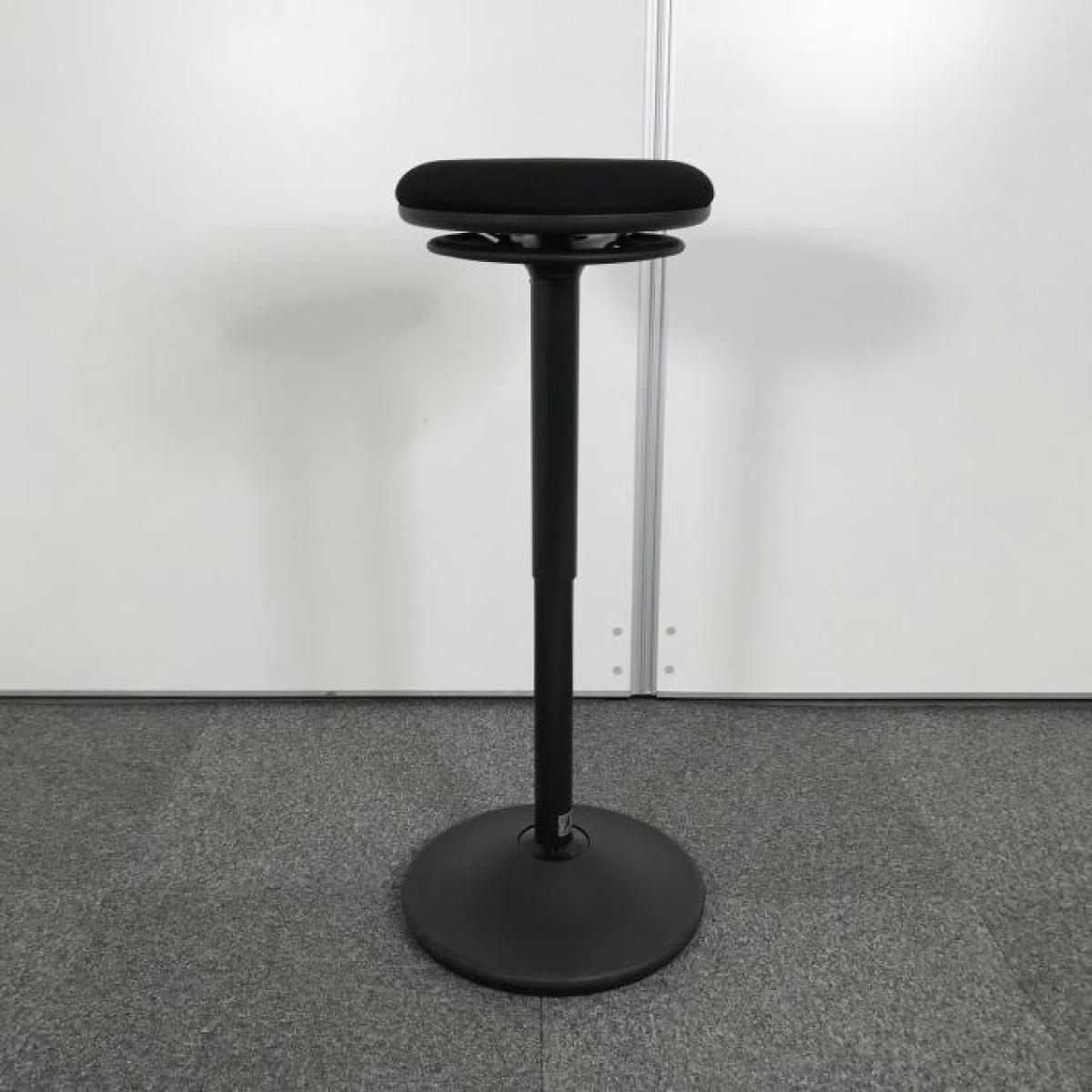 ABW/ご自宅にも/大人気　オカムラ(okamura)製　ピルエット(pirouetto)シリーズ　カウンターチェア　スツール　■ブラック　【高さ調節可能なパーチングスツール！】
                        ピルエット
                                    中古
            