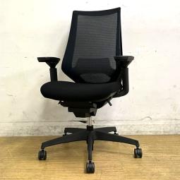 コクヨ デュオラチェア メッシュタイプ 可動肘 ブラック×ブラックフレーム オールブラックの人気のカラーリング ランバーサポート付き