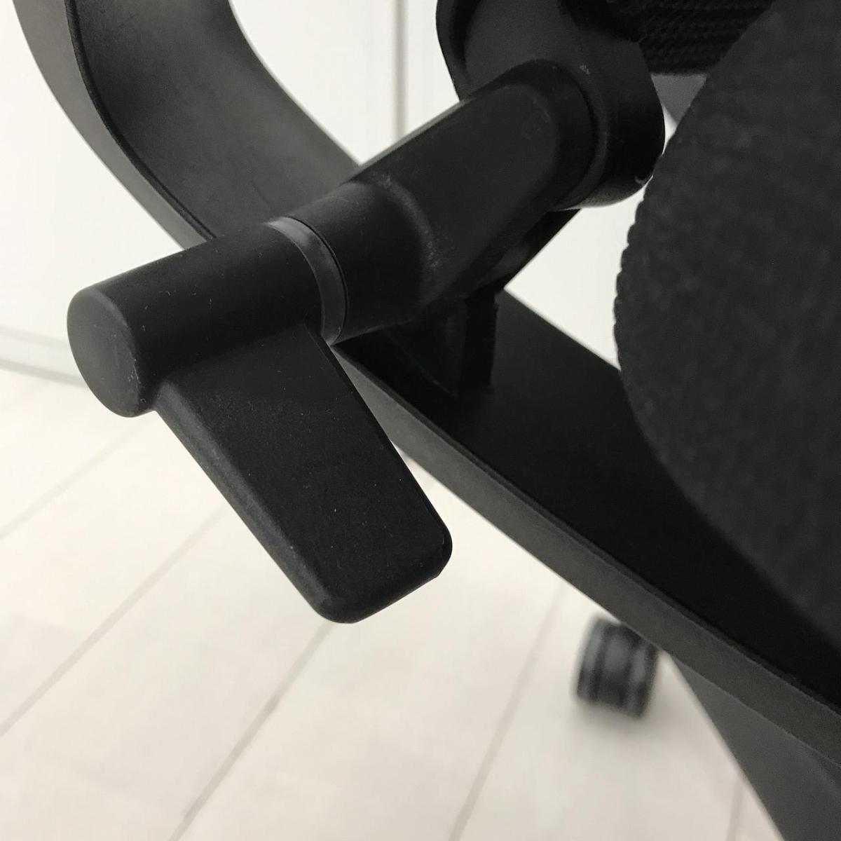 中古】デュオラ メッシュ コクヨ/KOKUYO 肘付ハイバックチェア 599891