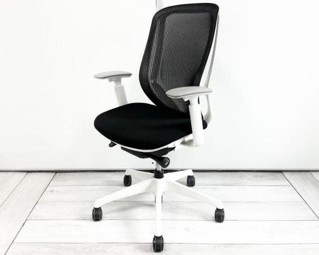 【中古】シルフィーメッシュ C635XW   FMP1 オカムラ（okamura） 肘付ハイバックチェア