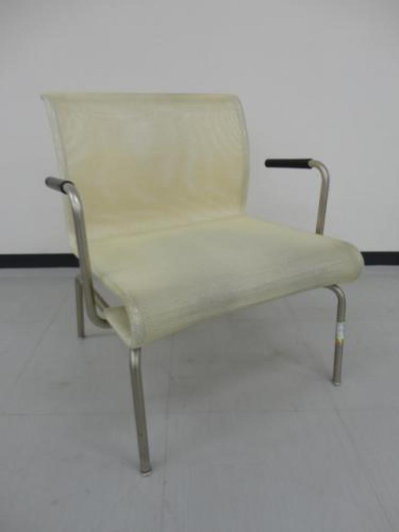 ■KEILHAUER（キールハワー）■完全受注生産■ 「人が気持ちよく座るには」− その答えを求めて
                                    中古
            