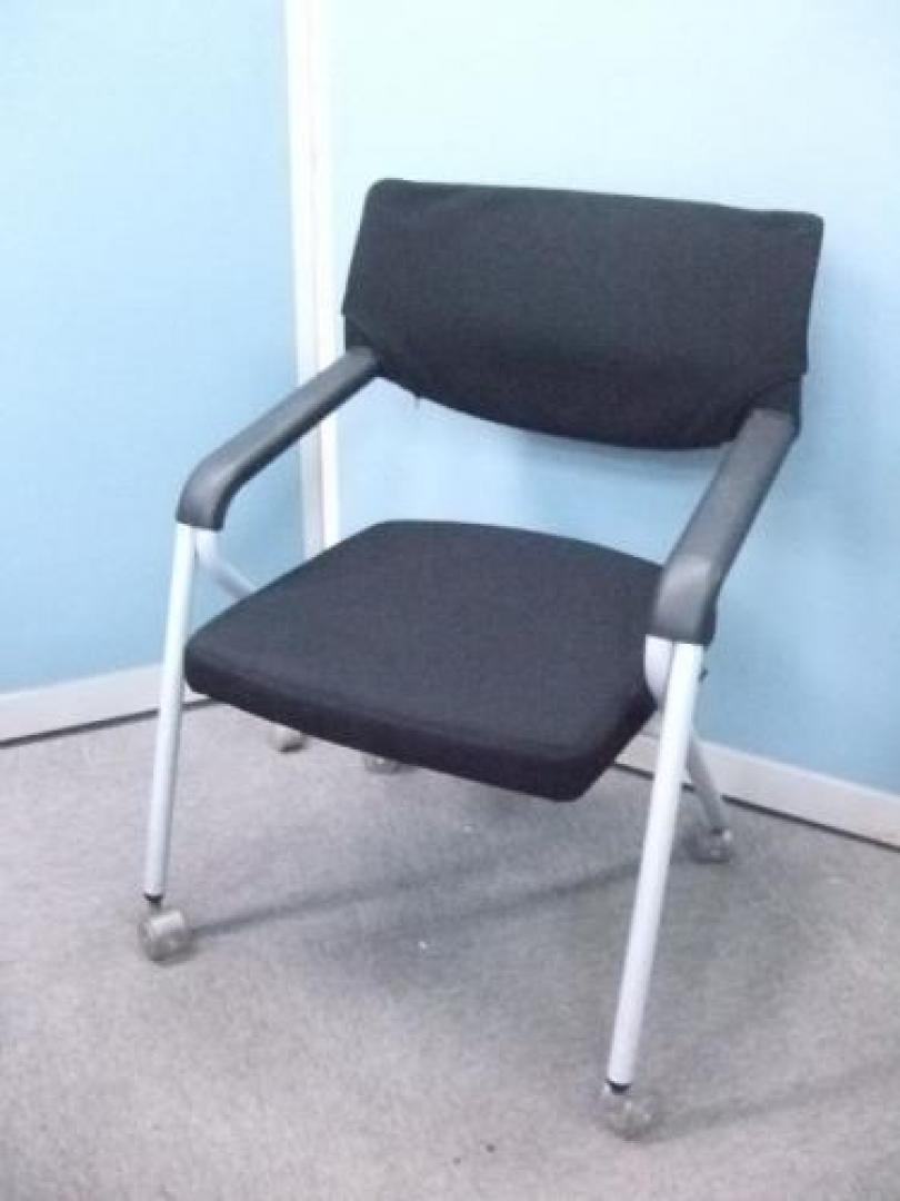 サイドスタックチェア【会議チェア】
                                    中古
            