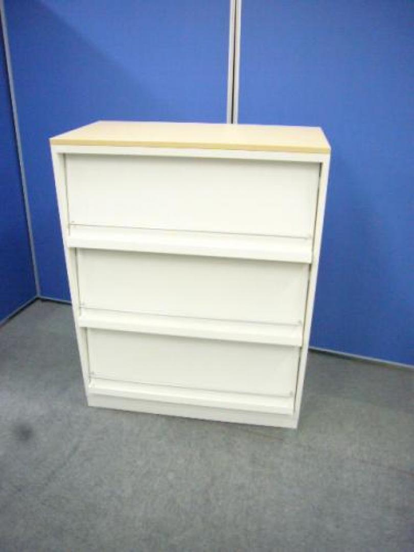 錦糸町店　ホワイト家具満載！　　ＫＯＫＵＹＯ製品のオンパレード！！　ＥＤＩＡ　雑誌架　木目天板オプション付き
                                    中古
            