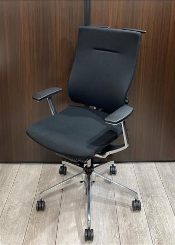 【中古】スピーナチェア KE-717GP-Z9T1 イトーキ（ITOKI） 肘付ハイバックチェア