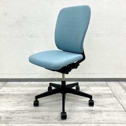 【ベンディングシェルが身体の動きにしなやかにフィット！】

■イトーキ製　フルゴチェア　ローバック　肘なし　ターコイズブルー　GB布地張り
■オフィスからテレワークまで幅広く活躍！
■快適な座り心地と使いやすさを兼ね備えた人気モデル！【ITOKI fulgo】