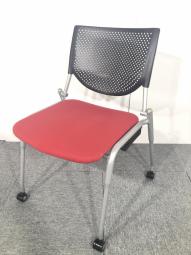 【ロット入荷】オカムラ製　プロスタックシリーズ　スタッキングチェア入荷！！
