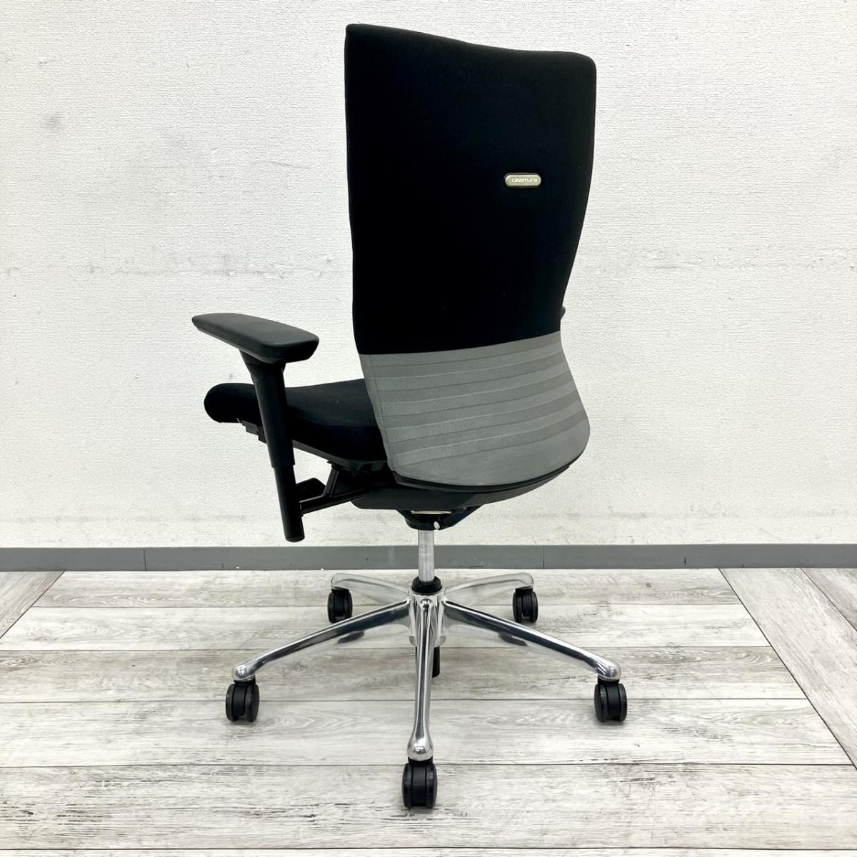 中古】フィーゴチェア CJ95BR FAM2 オカムラ/okamura 肘付ミドルバック