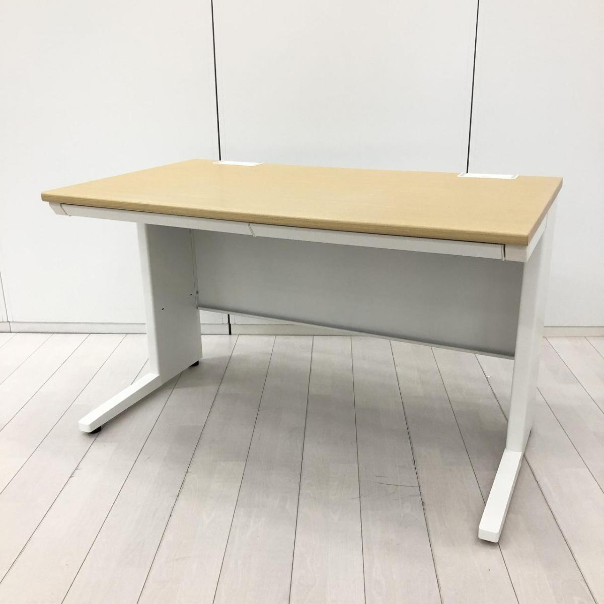 【在庫入替セール品！（本在庫限定価格）】【定番人気の幅1200㎜！人気のナチュラル調天板！】■アイリスチトセ(IRIS CHITOSE)製　平机　W1200㎜×D700㎜　■引き出し付き　■ナチュラル調天板×本体ホワイト 【弊社使用欄：A01061746】【HU】
                        その他シリーズ
                                    中古
            