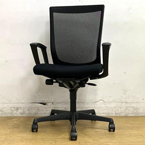 【中古】エスクードメッシュ C437ZR FHB1 オカムラ（okamura） 肘付ハイバックチェア