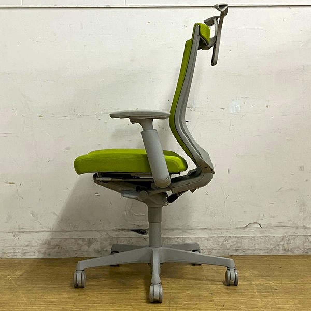 中古】エスクード C498GS FHB6 オカムラ/okamura 肘付ハイバックチェア