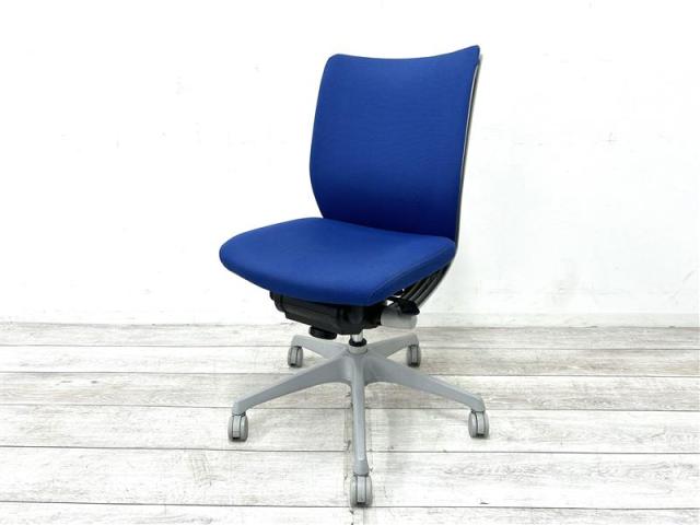 【中古】ヴィスコンテチェア CWA6BA FEA4 オカムラ（okamura） 肘無ハイバックチェア