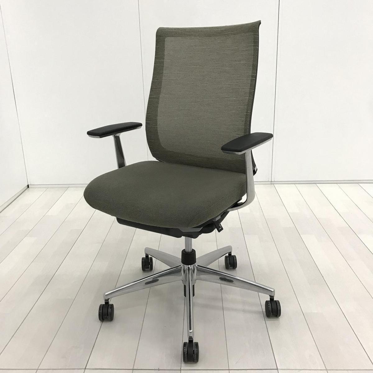 中古】ベゼル アルミポリッシュ コクヨ/KOKUYO 肘付ハイバックチェア 