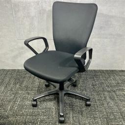 【1脚限定/コートハンガー付き！】◆オカムラ/カロッツァ　肘付き　ハイバック《オフィスバスターズ福岡博多店は、福岡を拠点として、日本全国へ中古オフィス用品・オフィス家具を提供しております》