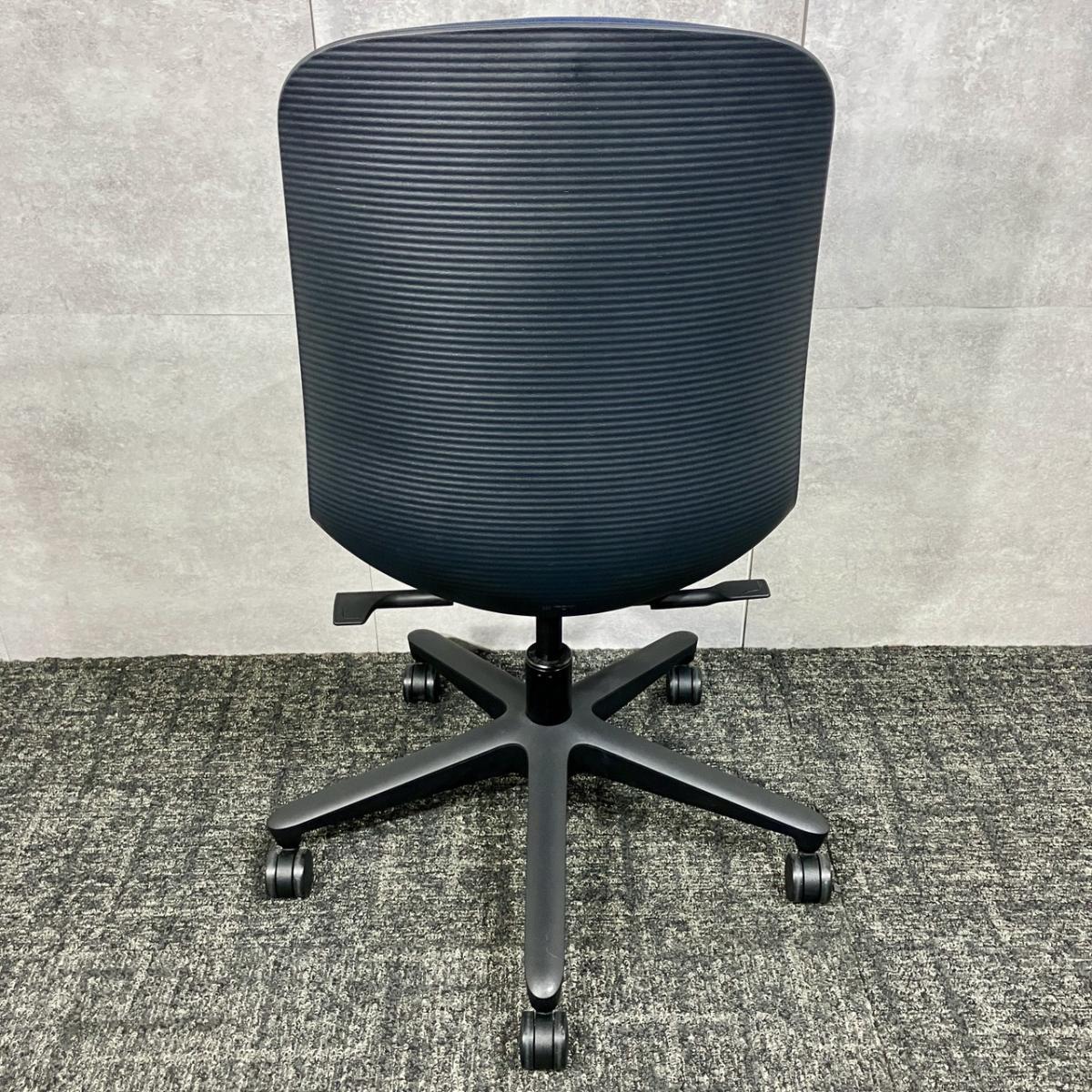 中古】トルテU KJ-320PV-T1B2 イトーキ/ITOKI 肘無ローバックチェア 