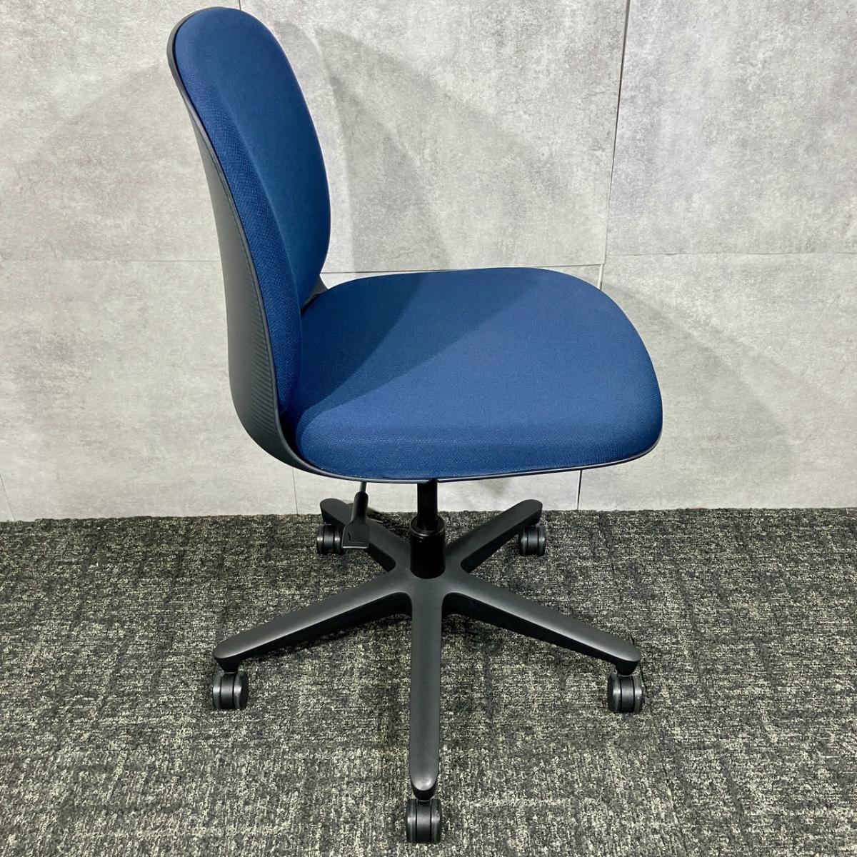 中古】トルテU KJ-320PV-T1B2 イトーキ/ITOKI 肘無ローバックチェア 