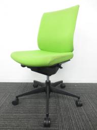 【背骨のS字形状にジャストフィット！スタイリッシュなデザインで快適なワーキングチェア！】■コクヨ（KOKUYO）製　ウィザード2チェア（Wizard2）肘無ローバック　■ランバー付　■グリーン【入替セールにつき40%OFF！】